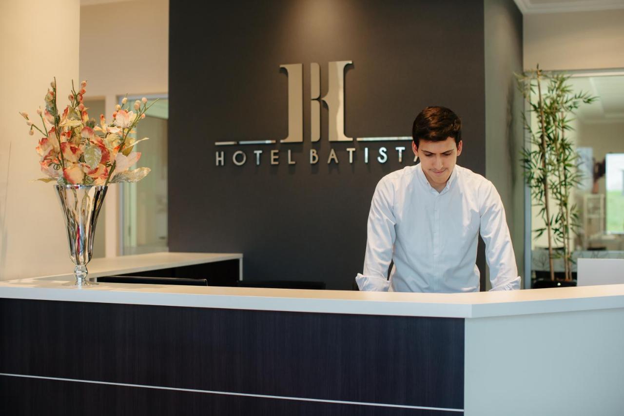 Hotel Batista Posadas Exteriér fotografie